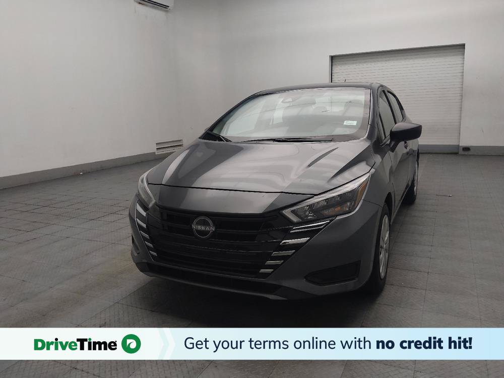 Used 2025 Nissan Versa S w/ Trunk Package FWD image 1