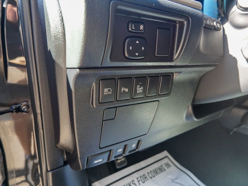 Used 2017 Lexus ES 350 w/ Premium Package FWD image 17