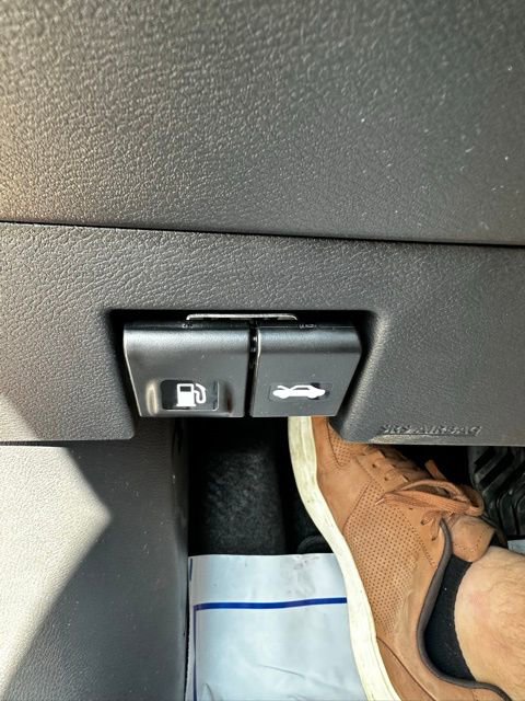 New 2025 Nissan Versa SV w/ Trunk Package image 21