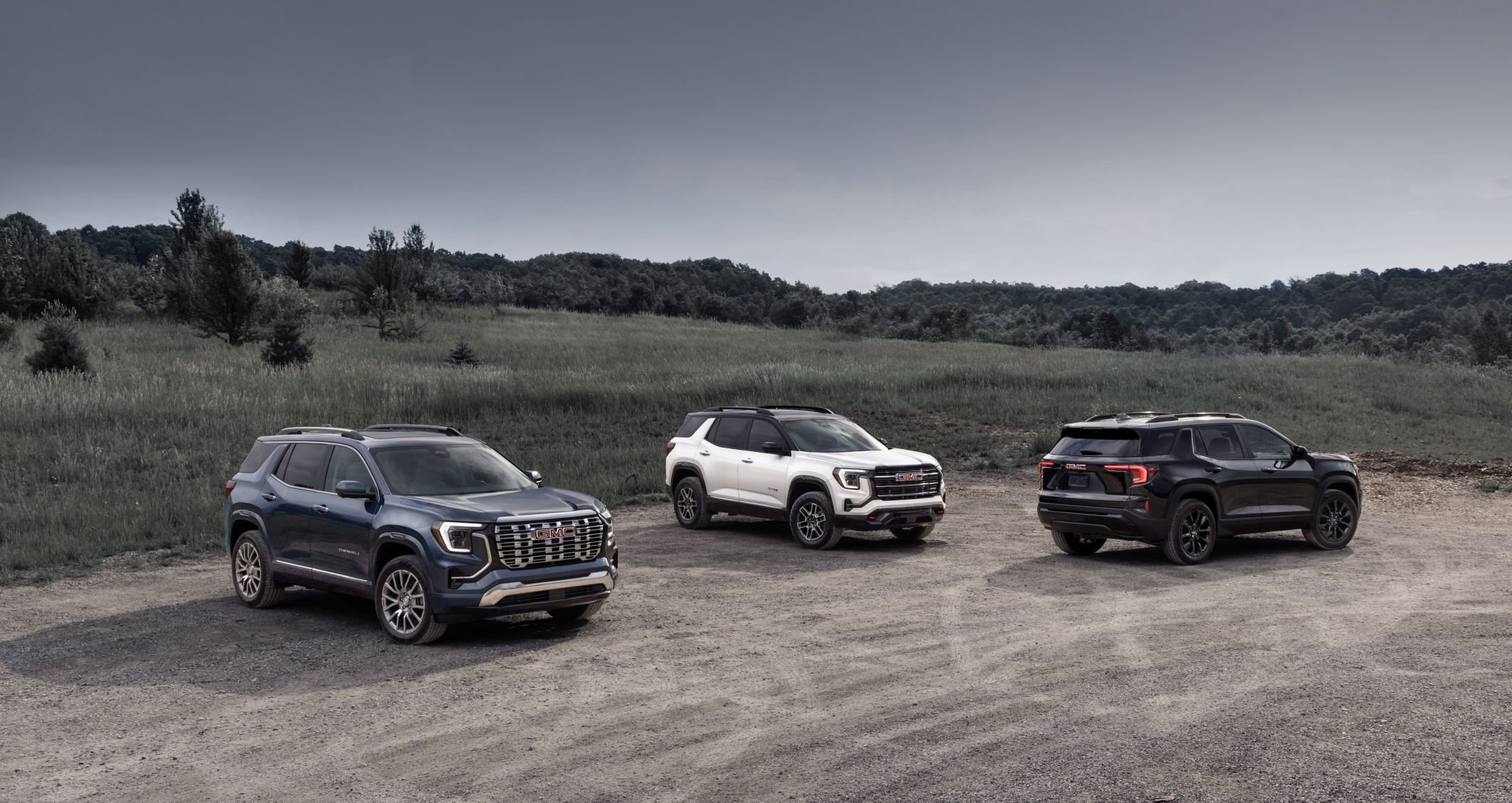 New 2026 GMC Terrain Elevation w/ Black Edition FWD image 3