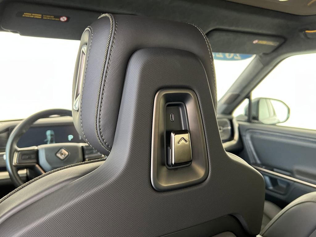 Used 2023 Rivian R1T Adventure image 41