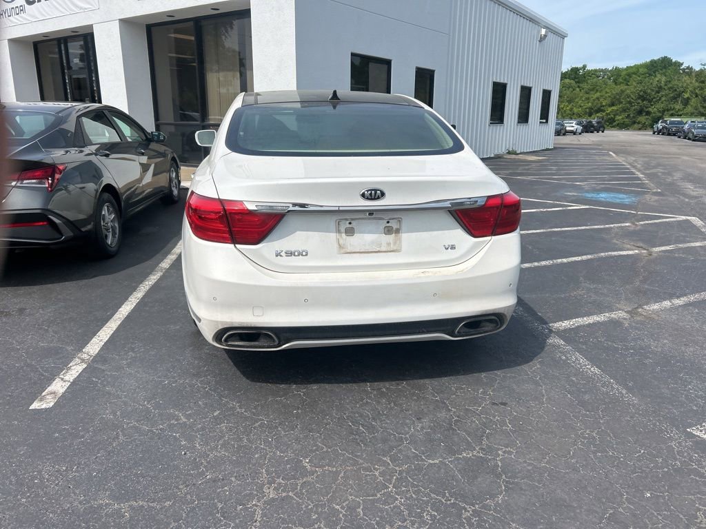 Used 2015 Kia K900 Premium w/ Interior Highline Package RWD image 5