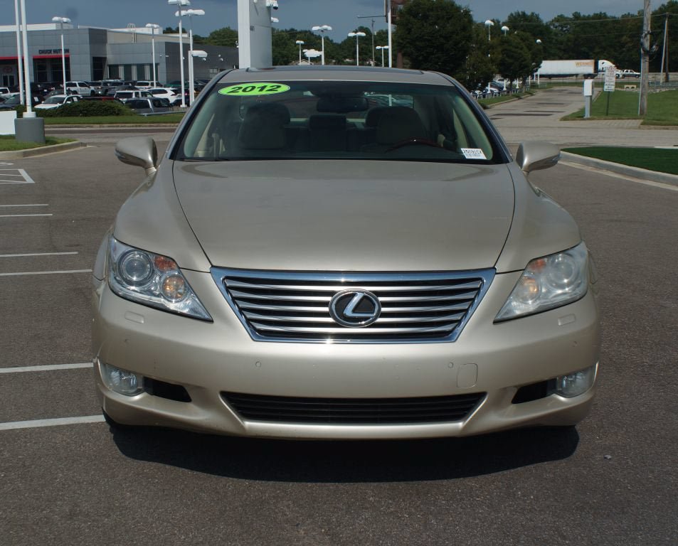 Used 2012 Lexus LS 460 w/ Comfort Pkg RWD image 18