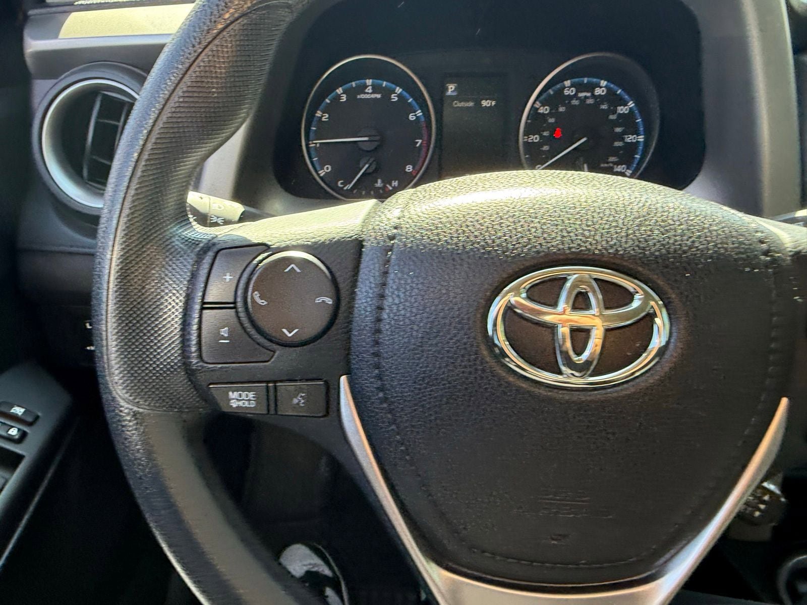 Used 2017 Toyota RAV4 LE w/ Carpet Mat Package FWD image 18