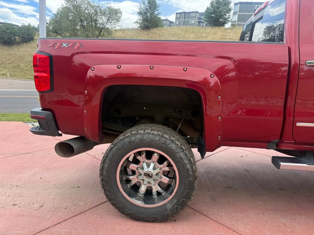 Used 2018 Chevrolet Silverado 2500 High Country w/ Duramax Plus Package AWD/4WD image 30