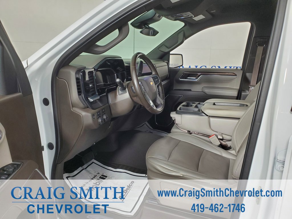 Used 2023 Chevrolet Silverado 1500 LT w/ Leather Package image 34