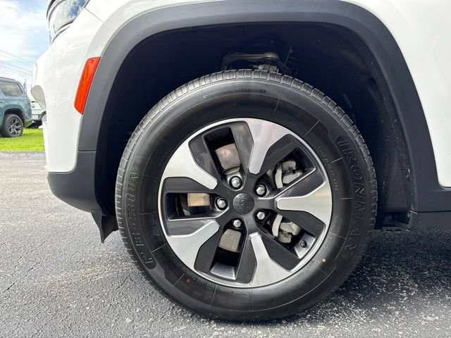 Used 2024 Jeep Grand Cherokee Limited 4xe AWD/4WD image 5