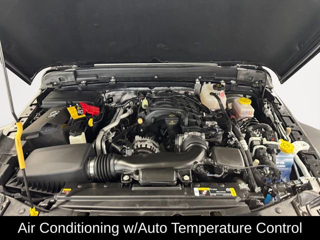 Used 2024 Jeep Wrangler Sport S image 7