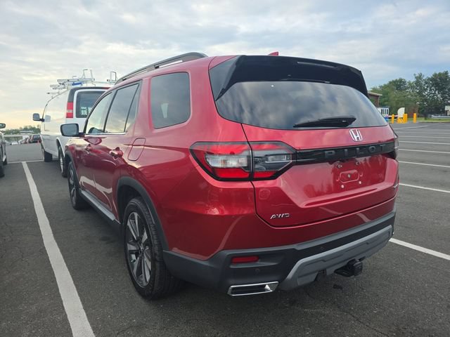 Used 2025 Honda Pilot Touring image 23