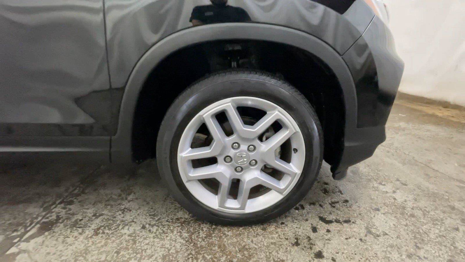 Certified 2024 Honda Passport EX-L image 14