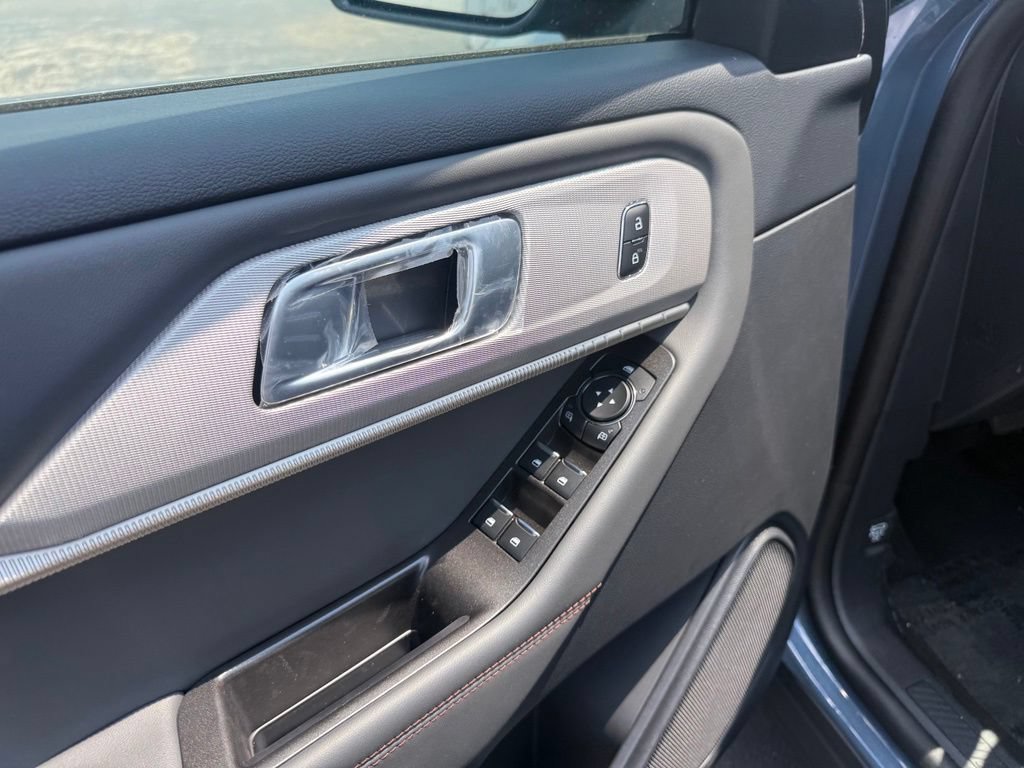 New 2026 Ford Explorer Active w/ Active Comfort Package AWD/4WD image 15