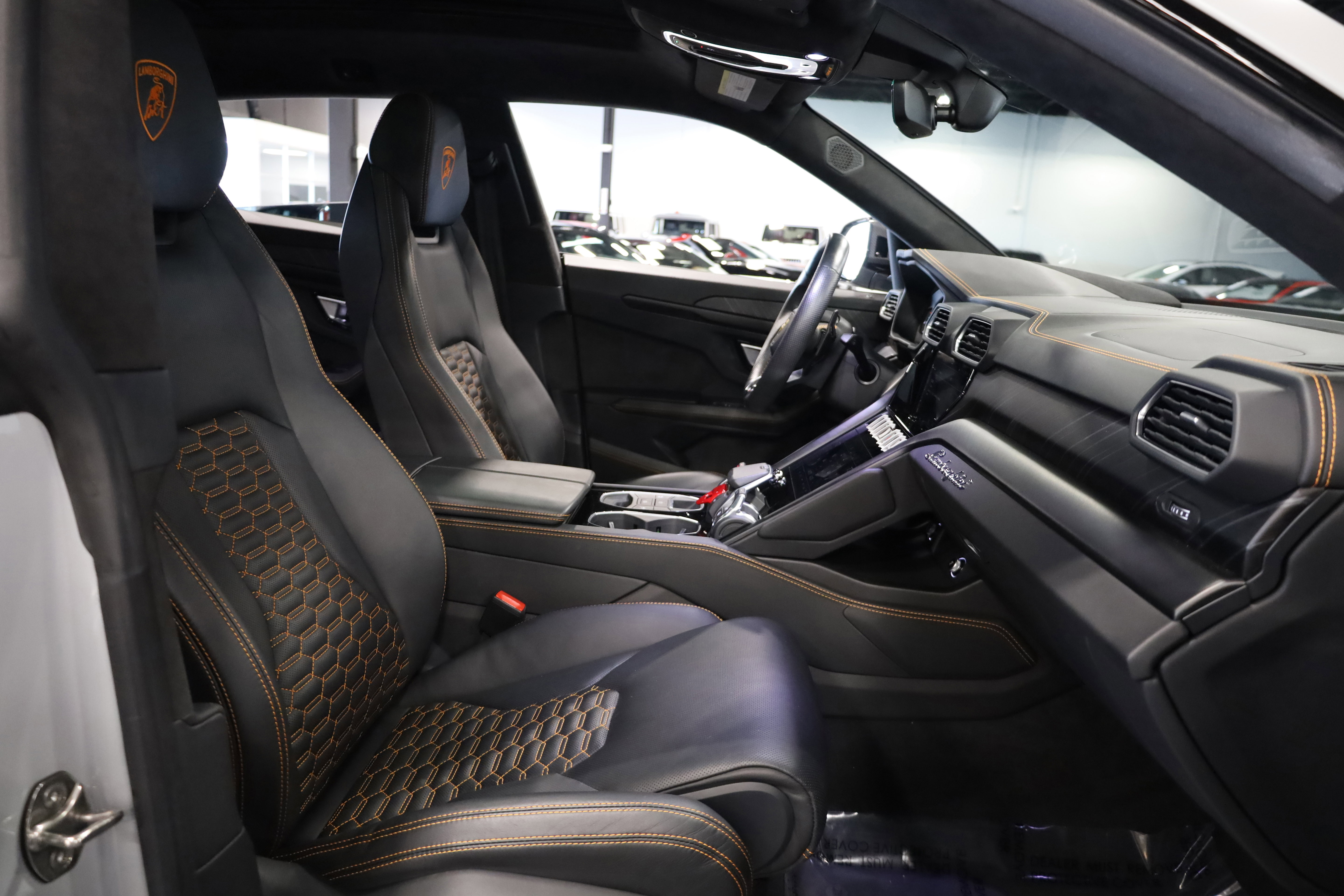 Used 2021 Lamborghini Urus image 42