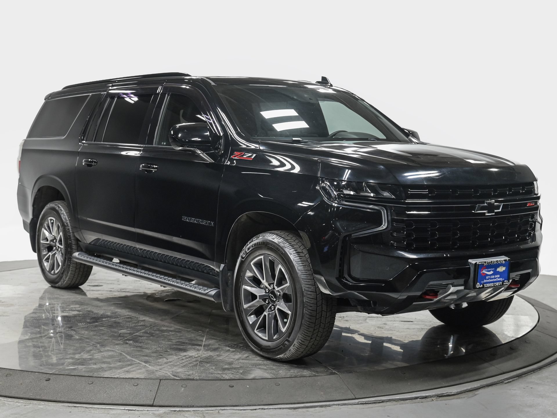 Used 2022 Chevrolet Suburban Z71 AWD/4WD image 9