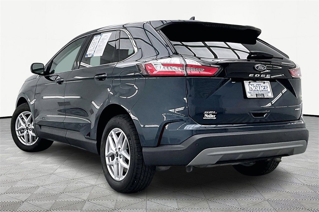 Used 2024 Ford Edge SEL w/ Convenience Package image 13