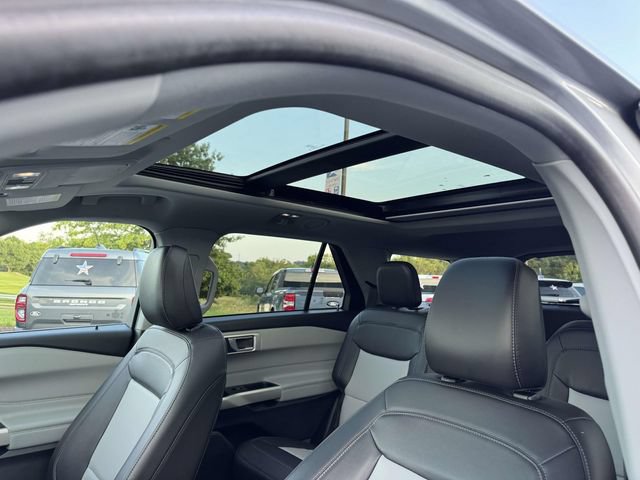 Certified 2023 Ford Explorer XLT w/ Equipment Group 202A AWD/4WD image 19