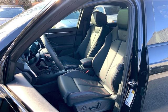 Used 2025 Audi Q3 2.0T Premium Plus w/ Premium Plus Package image 7