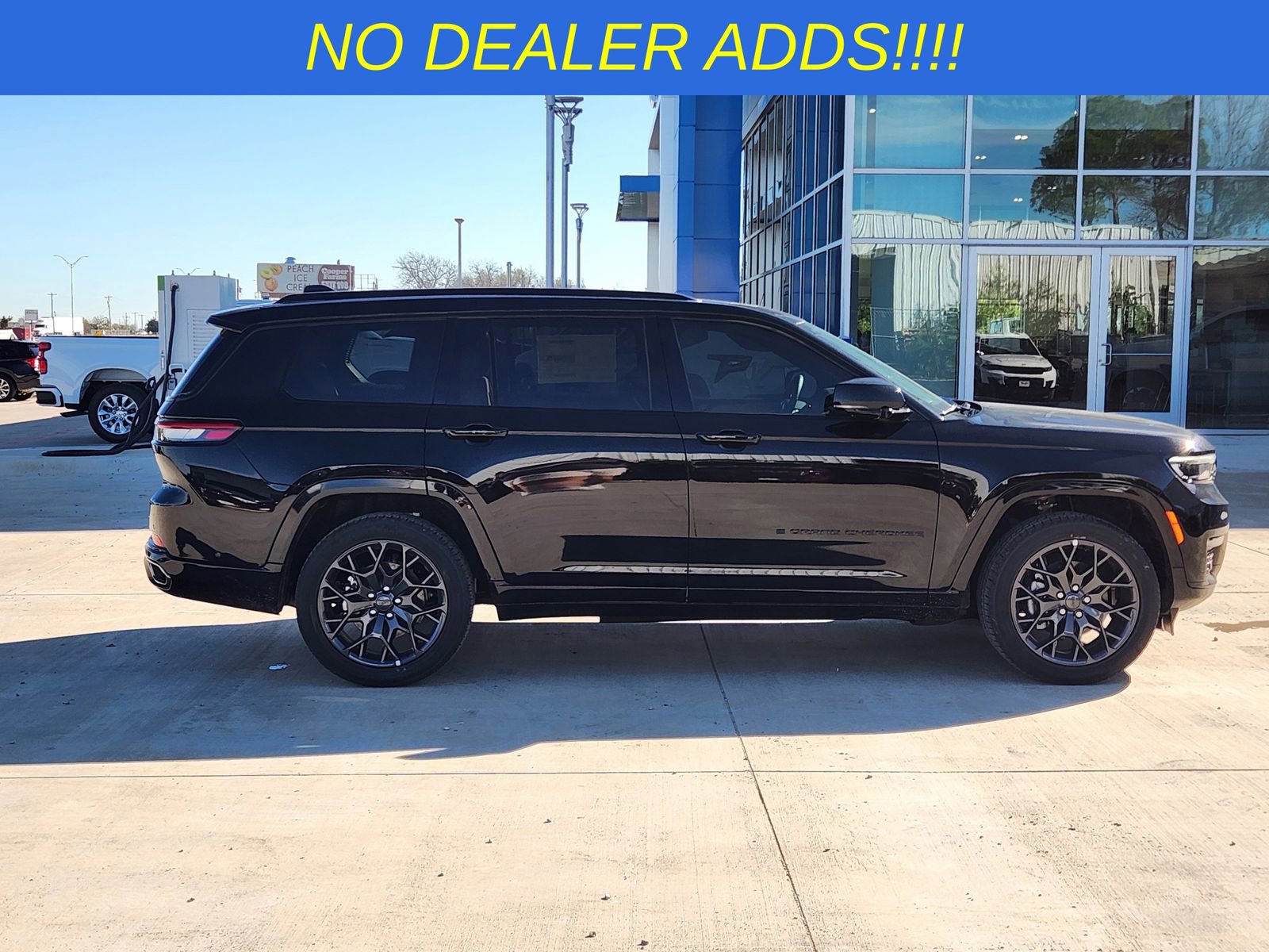 New 2025 Jeep Grand Cherokee L Summit AWD/4WD image 7
