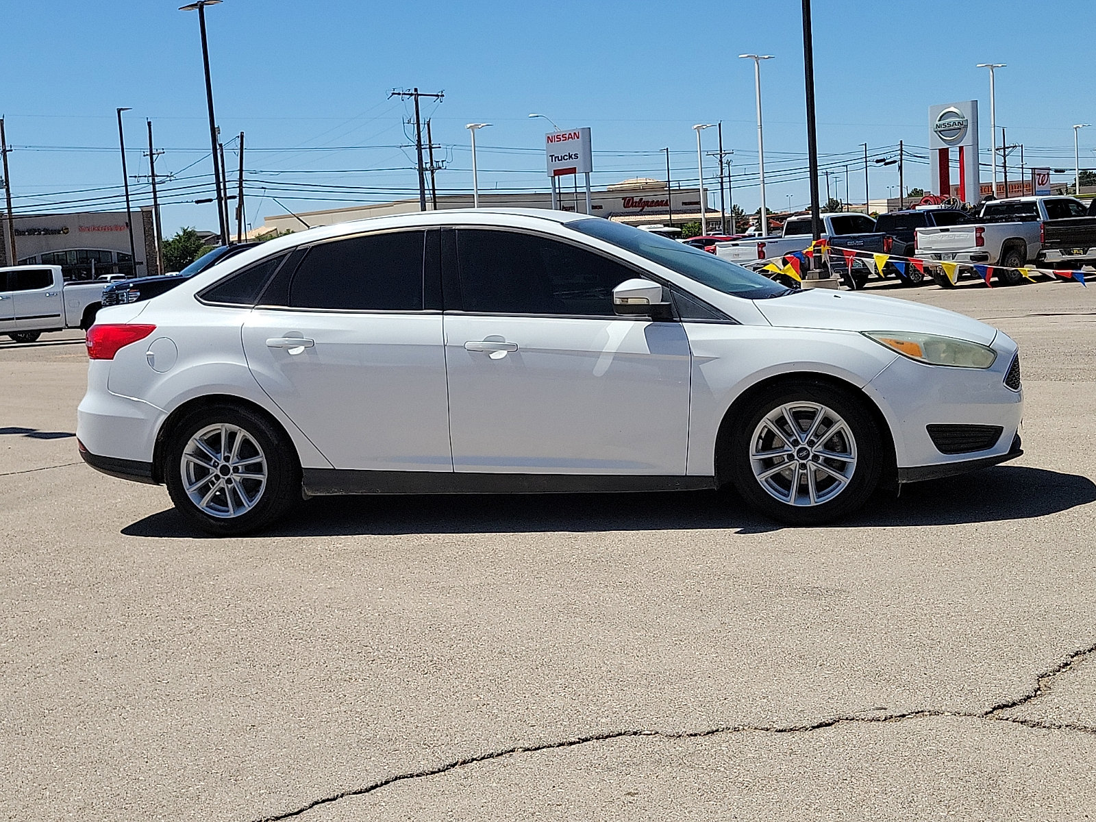 Used 2016 Ford Focus SE FWD image 5