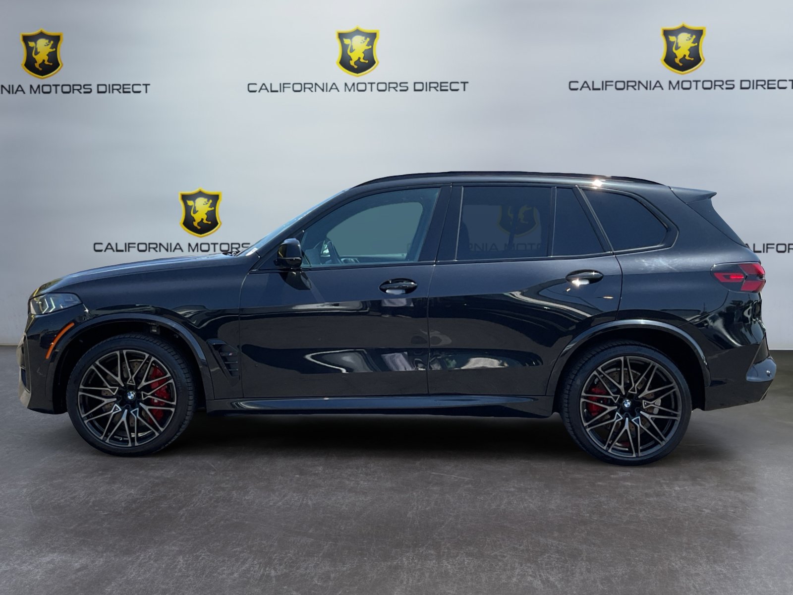 Used 2024 BMW X5 M Competition w/ Executive Package AWD/4WD image 5