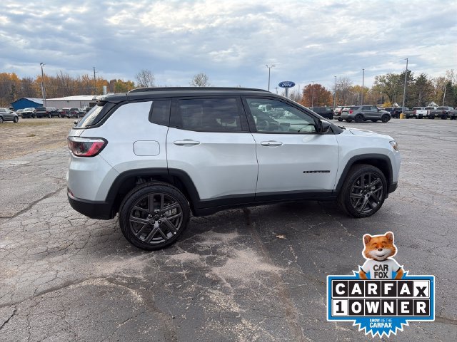 Used 2026 Jeep Compass Limited AWD/4WD image 11