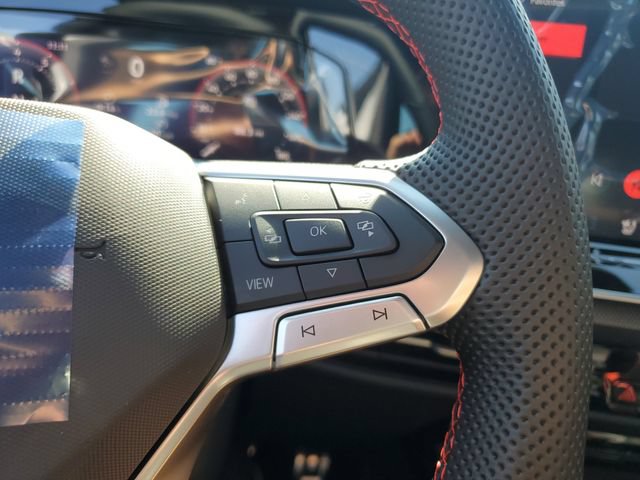 New 2026 Volkswagen GTI SE FWD image 22