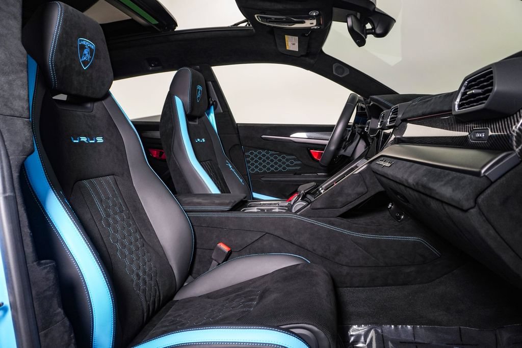 Used 2024 Lamborghini Urus Performante AWD/4WD image 20