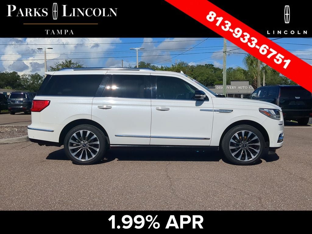 Certified 2021 Lincoln Navigator Reserve w/ Luxury Package AWD/4WD image 3
