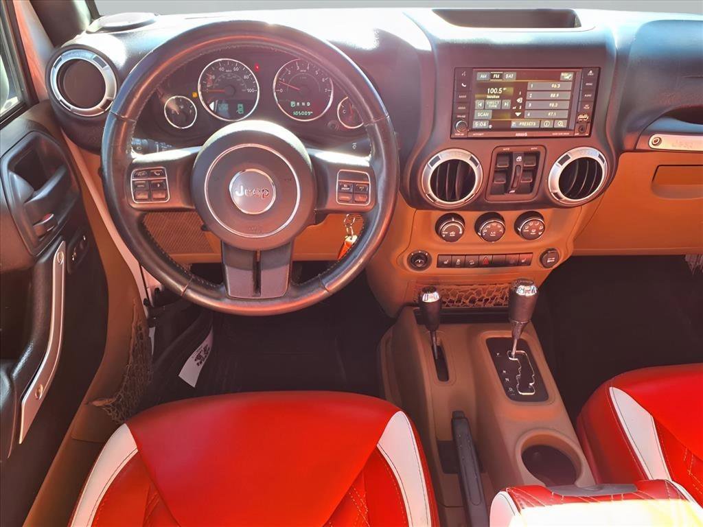 Used 2015 Jeep Wrangler Unlimited Sahara w/ Dual Top Group image 9