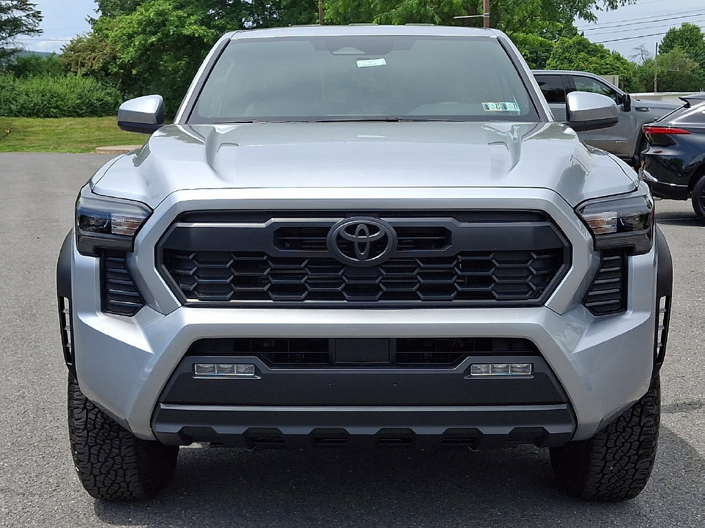 Used 2026 Toyota Tacoma TRD Off-Road AWD/4WD image 4