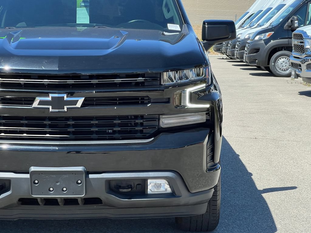 Used 2022 Chevrolet Silverado 1500 RST w/ LPO, Blackout Package AWD/4WD image 15