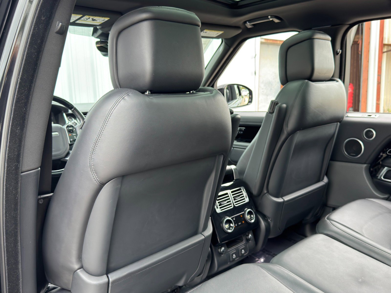 Used 2021 Land Rover Range Rover P525 Westminster Edition image 44