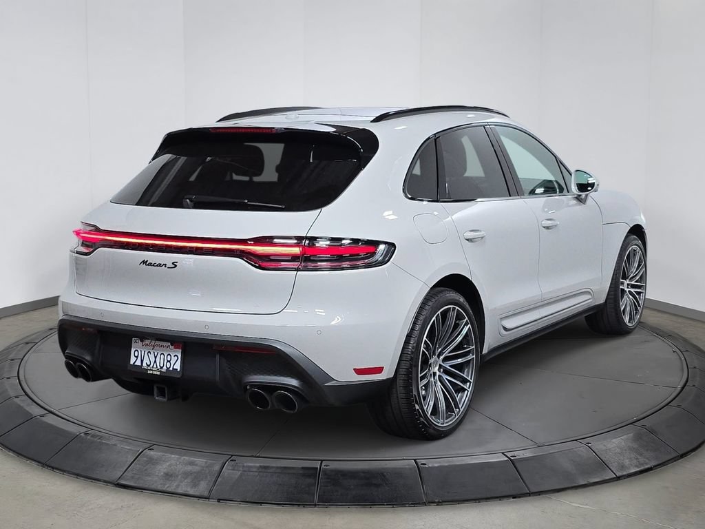 Certified 2025 Porsche Macan S AWD/4WD image 7
