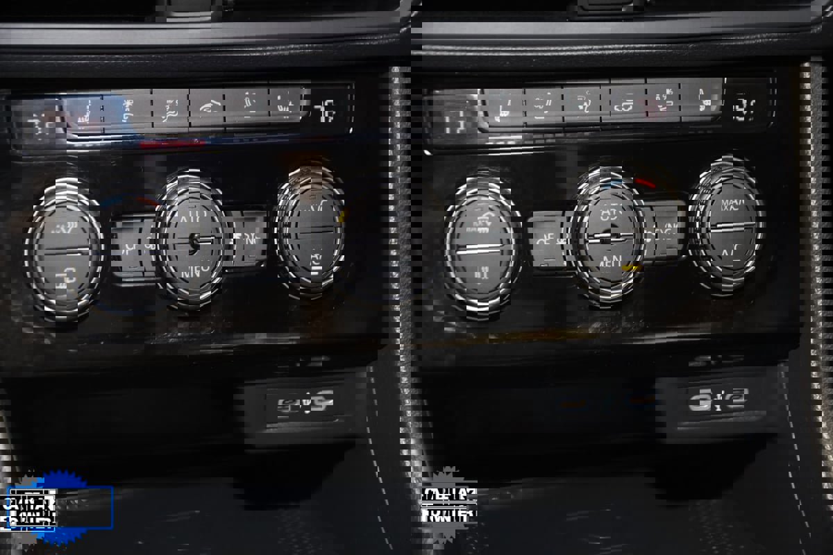 Used 2024 Volkswagen Jetta GLI Autobahn image 27