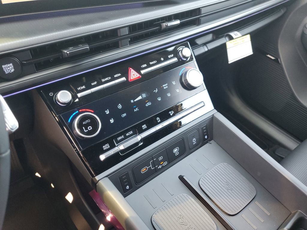 New 2025 Hyundai Santa Fe Calligraphy image 10