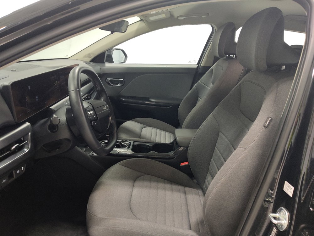 Used 2025 Kia K4 EX FWD image 17
