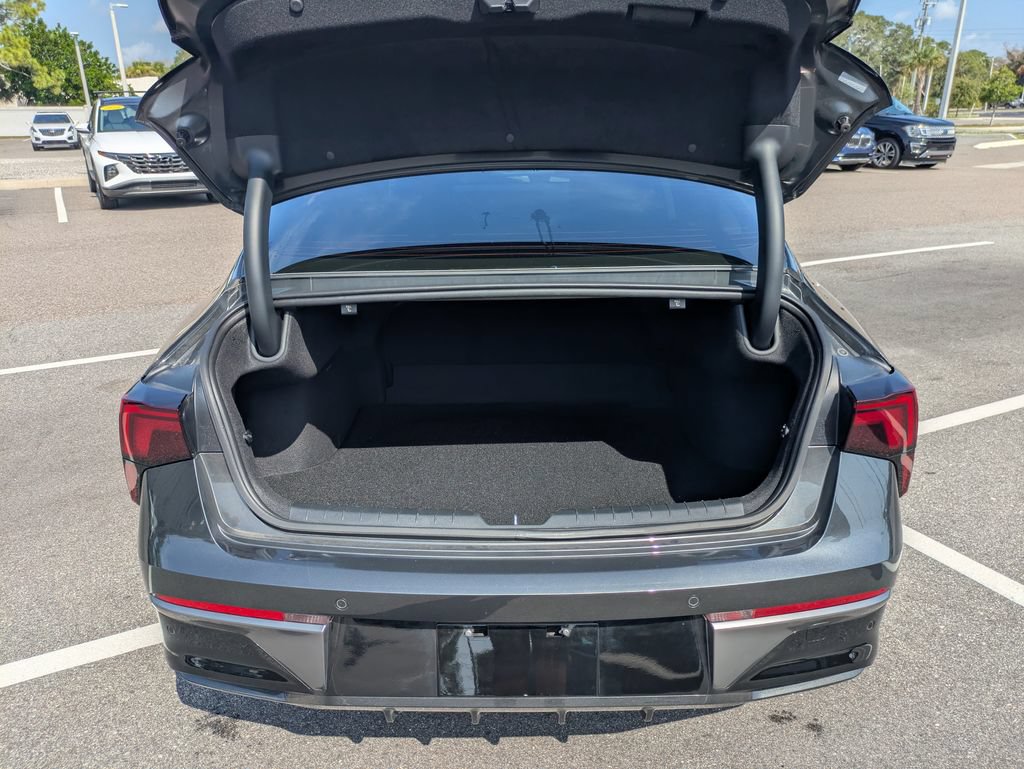 Used 2025 Kia K5 LXS FWD image 13
