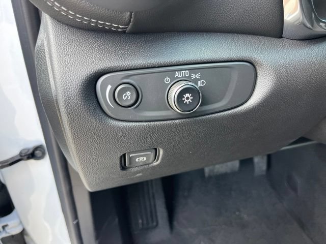 New 2026 Chevrolet Blazer LT w/ LPO, Floor Liner Package FWD image 15