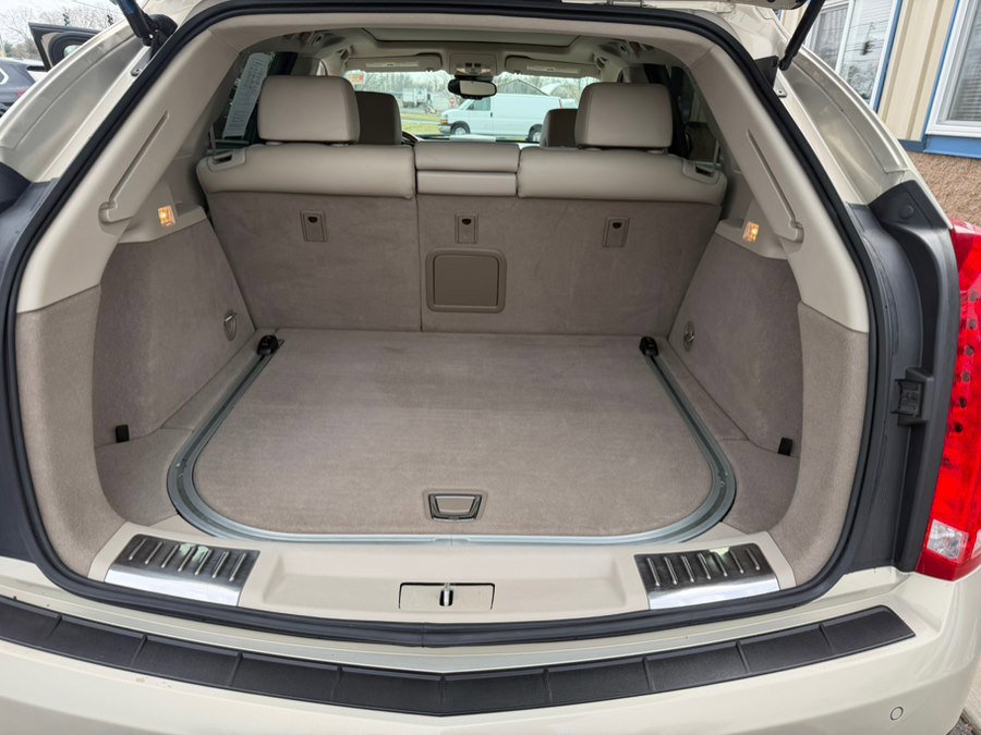 Used 2012 Cadillac SRX Luxury image 24