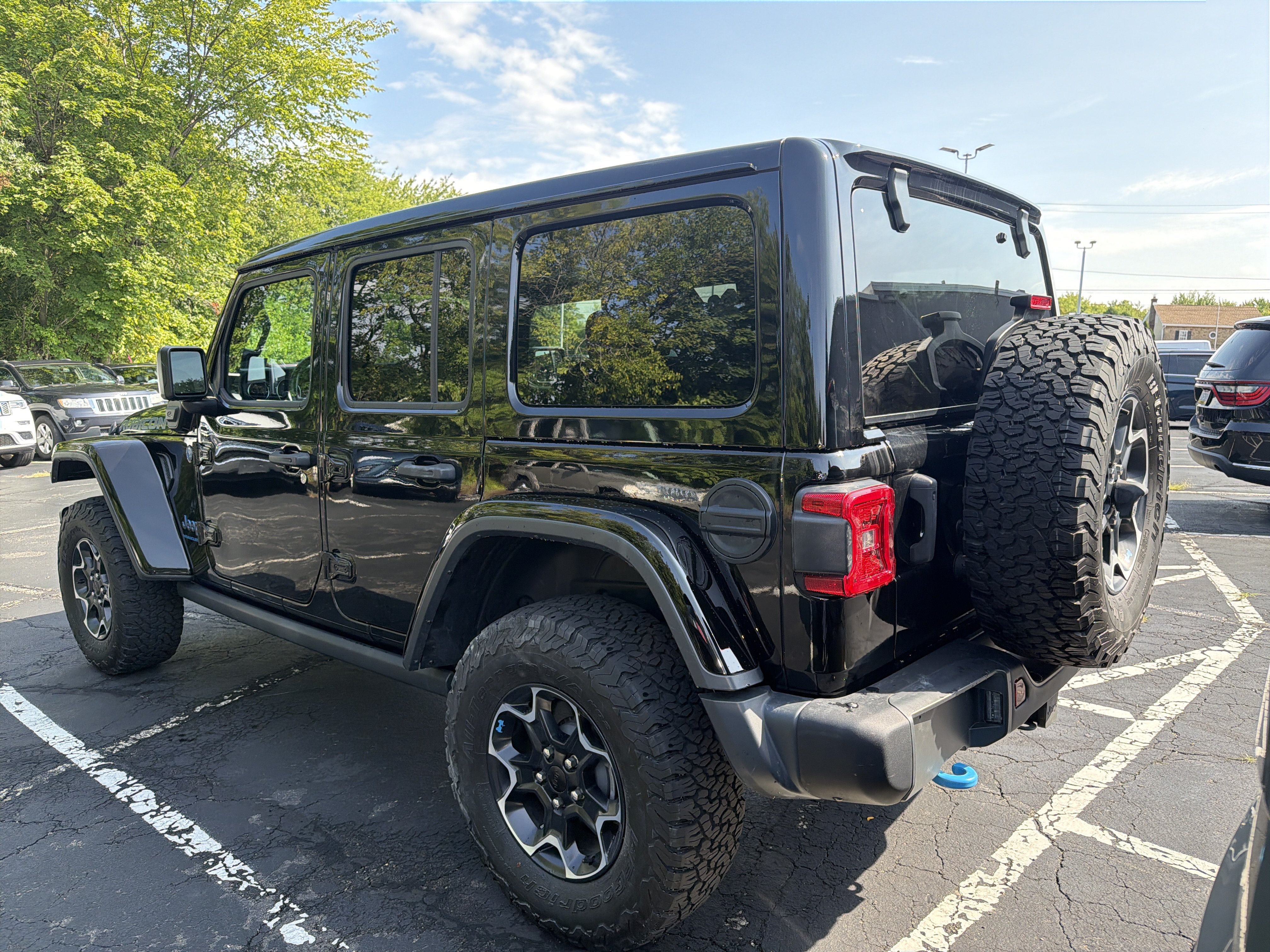 Certified 2023 Jeep Wrangler Unlimited Rubicon 4xe w/ Steel Bumper Group AWD/4WD image 5