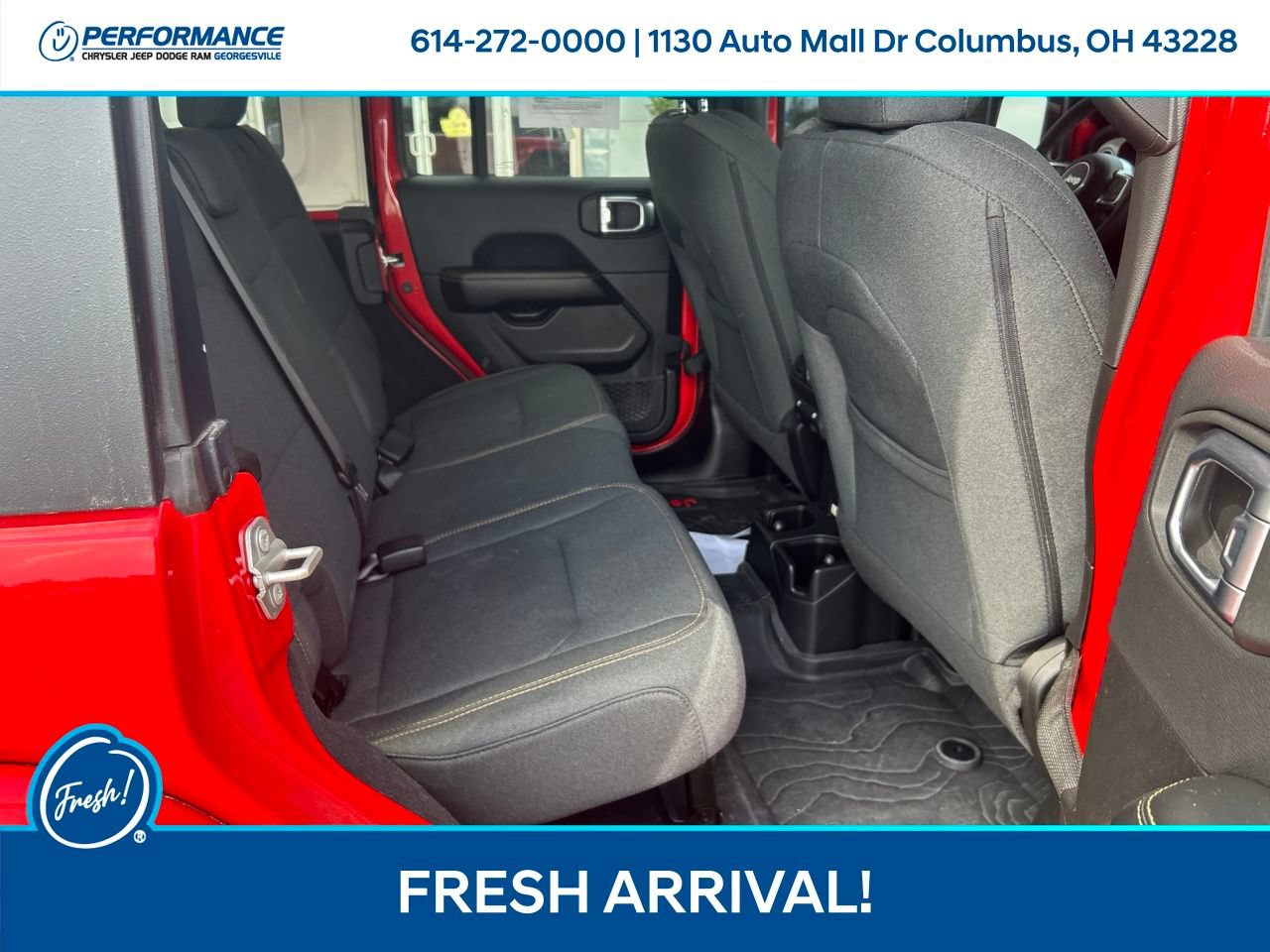 Used 2024 Jeep Wrangler Unlimited Sahara AWD/4WD image 15