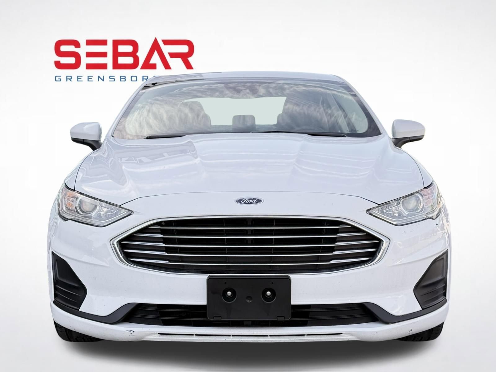 Used 2019 Ford Fusion SE image 2