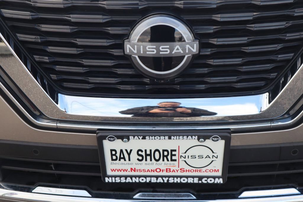 Certified 2022 Nissan Rogue Platinum w/ Head-Up Display Package image 37