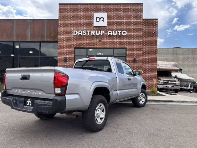 Used 2020 Toyota Tacoma SR image 5