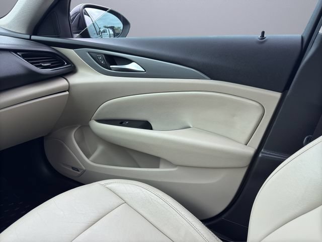 Used 2018 Buick Regal Preferred w/ Sights and Sounds Package AWD/4WD image 26