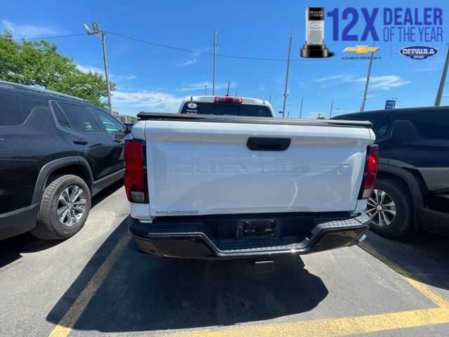 Used 2023 Chevrolet Colorado W/T w/ Technology Package RWD image 6