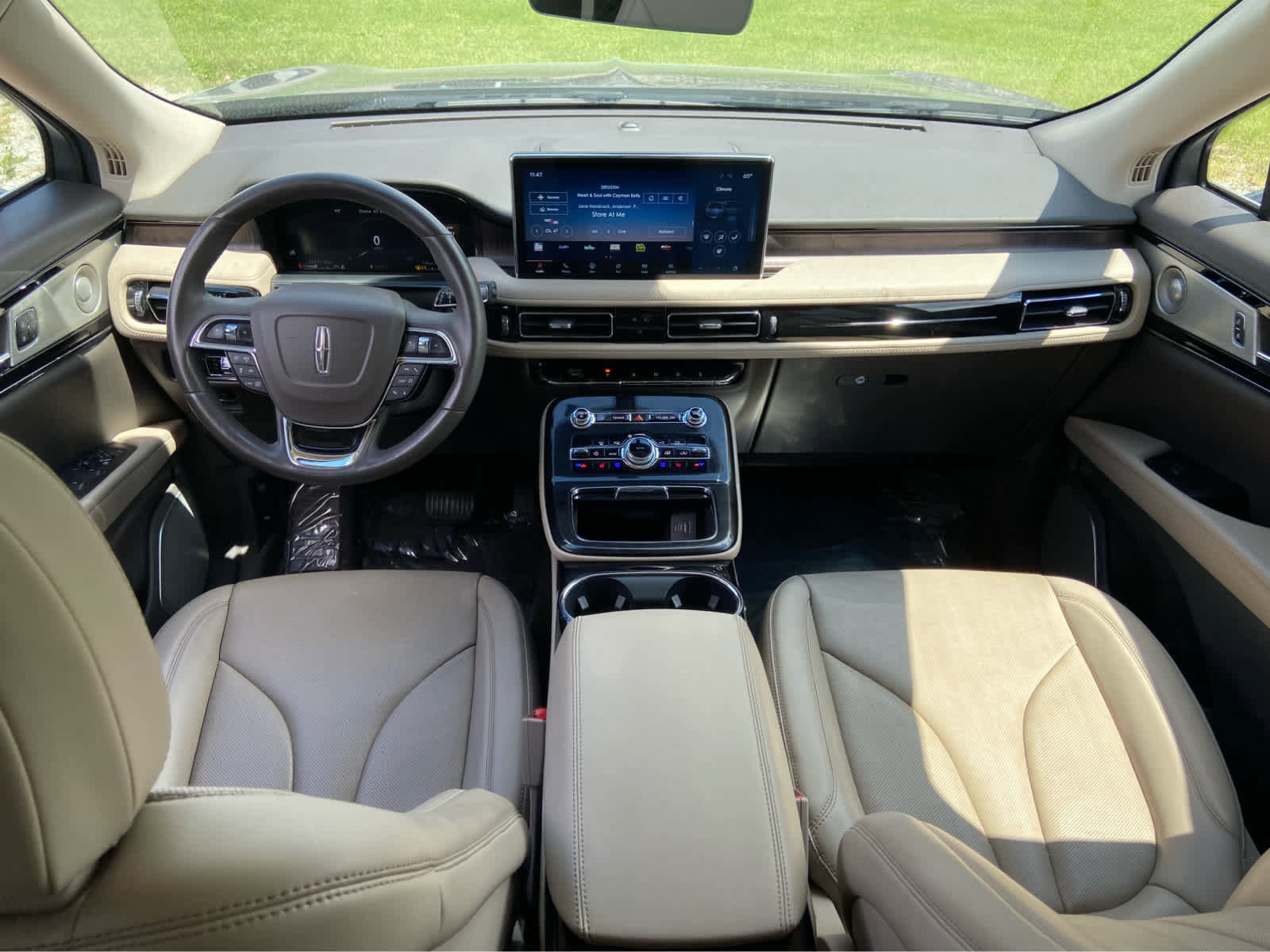 Used 2023 Lincoln Nautilus Reserve w/ Equipment Group 202A AWD/4WD image 23