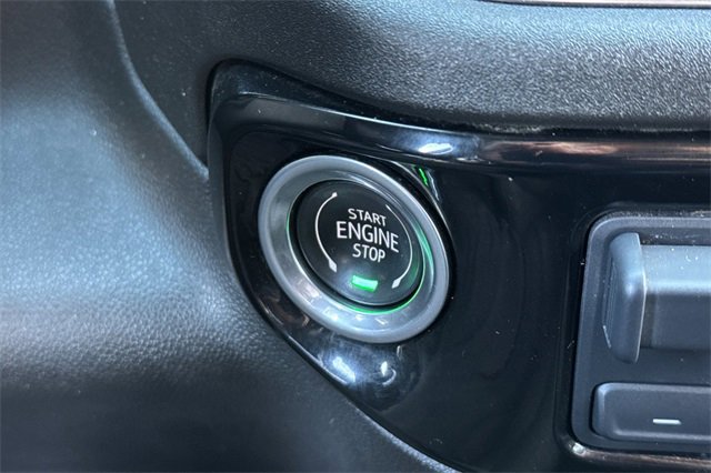 Used 2025 Chevrolet Silverado 1500 LT image 33