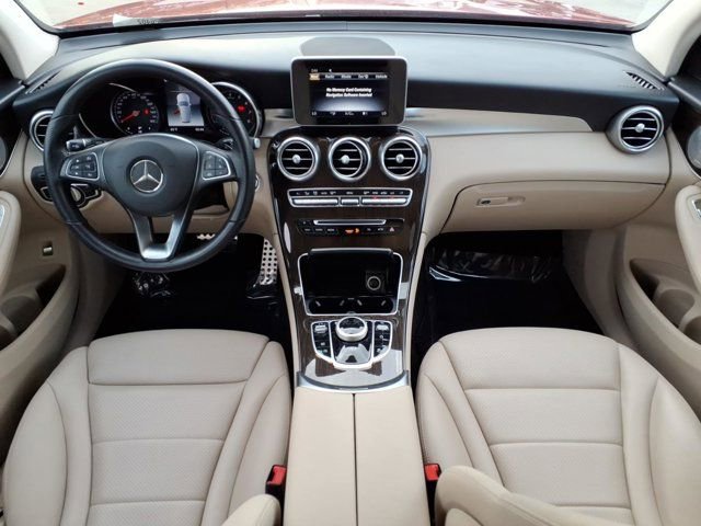 Used 2019 Mercedes-Benz GLC 300 image 4