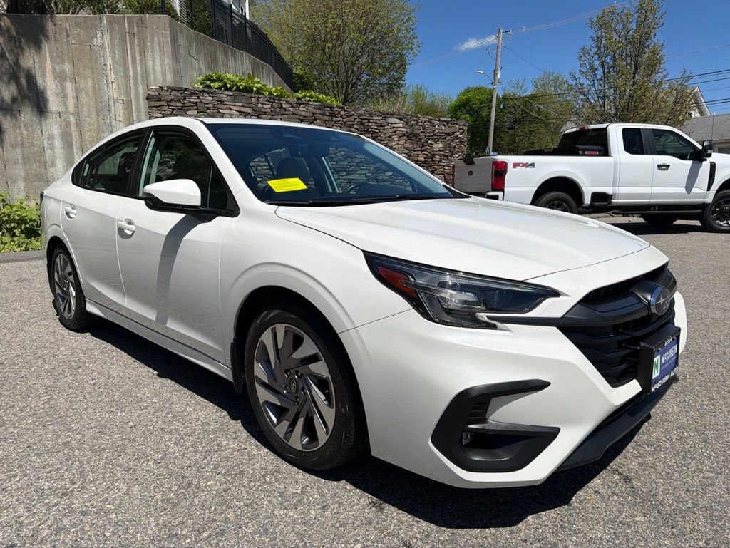 Used 2024 Subaru Legacy Limited AWD/4WD image 3