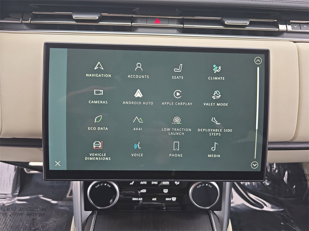 Certified 2023 Land Rover Range Rover SE image 23